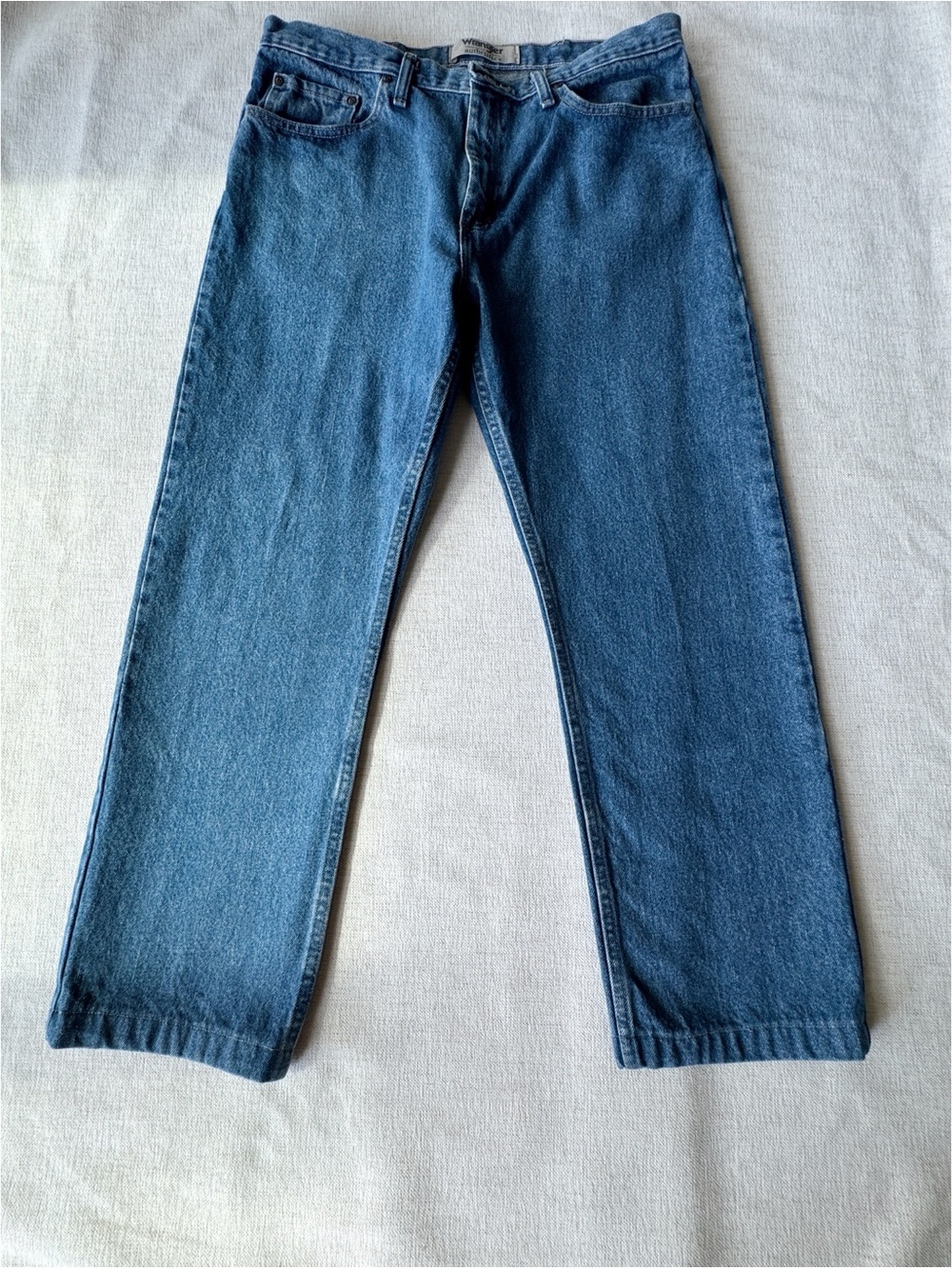 Wrangler Men's size 37 Blue Straight-Leg Jeans
